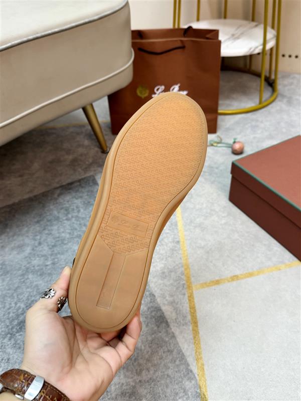 20251128153727989 320